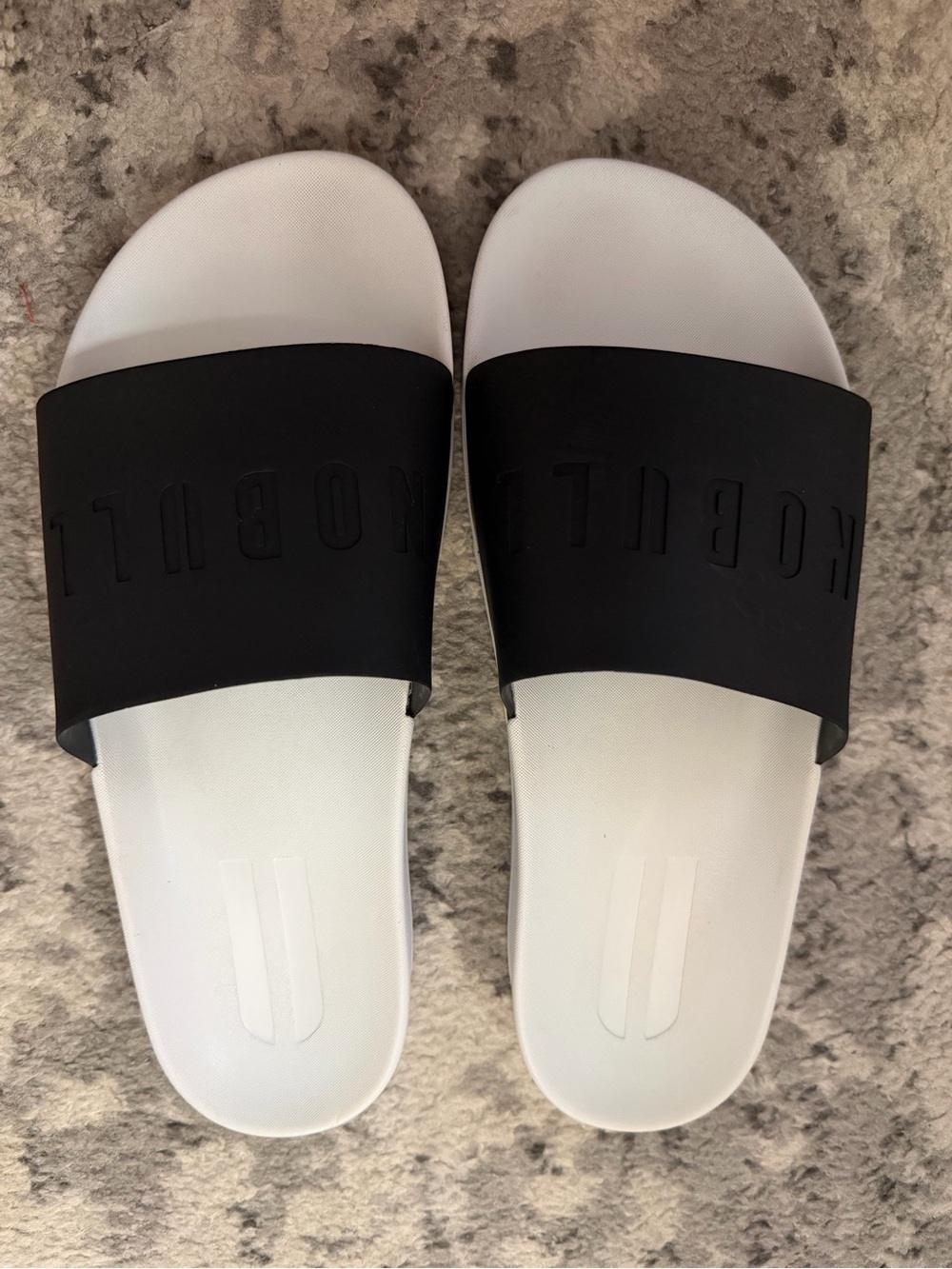 NOBULL Unisex Black and White Slides M11, W12.5